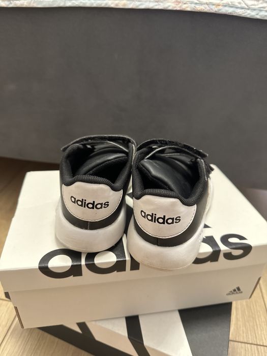 Adidas детские кеды