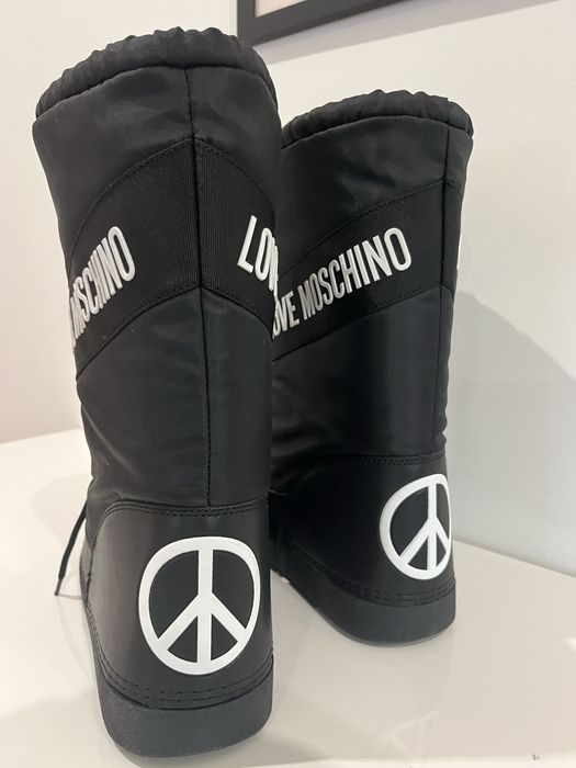 Апрески Love Moschino