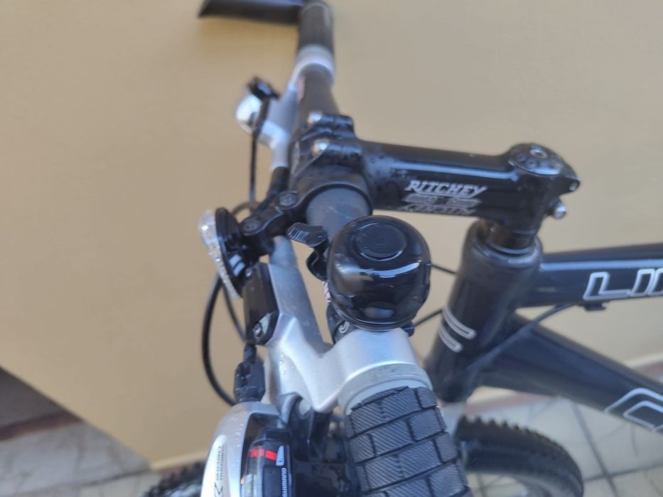Mountain bike Cube