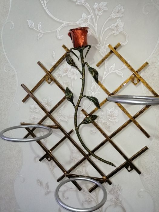 Цветочница в подарок девушке на НГ