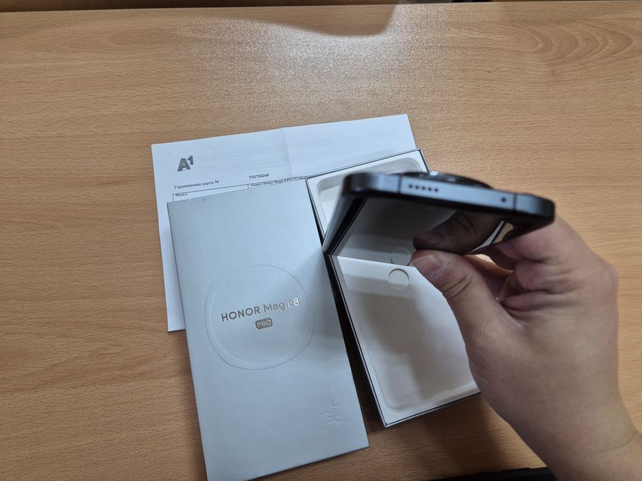 Honor Magic 8 Pro в гаранция!