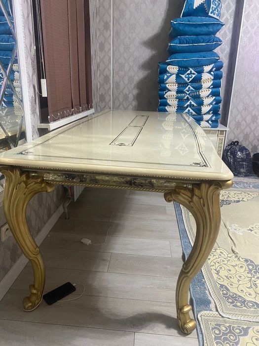 Продается Стол 2м/90см