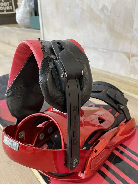 Сноуборд Burton Forum Roost 162w  с автомати  Drake