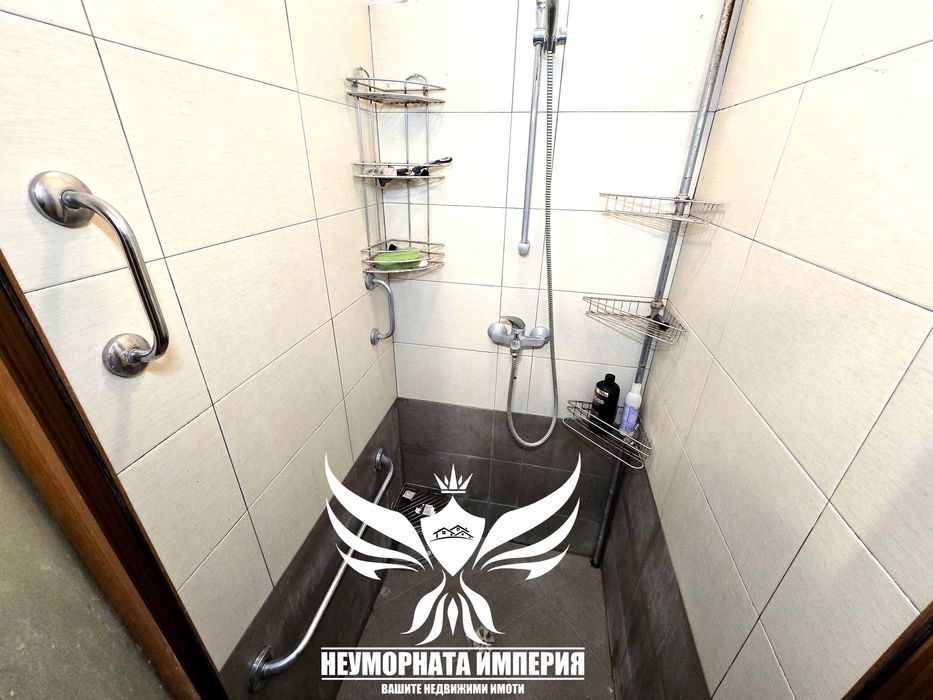 Продава се Четиристаен апартамент в Асеновград - 120 кв.м за 1396 €/кв.м - Снимка #11