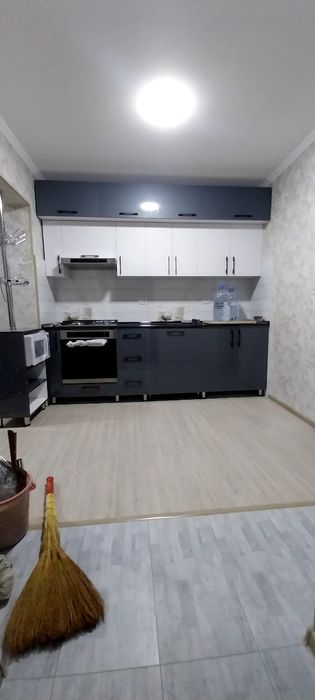 Mebel zakaz asosida, xar-xil dizaynda
Kuhonni garnitur,
Garderob,
Kupe