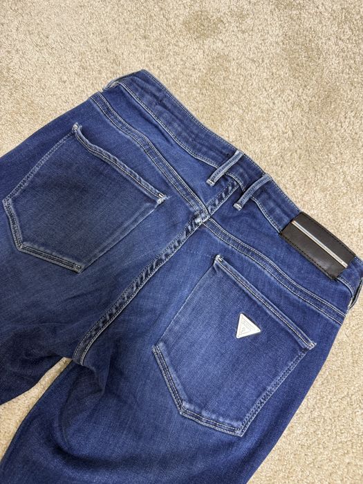 Дънки Guess и Calvin Klein