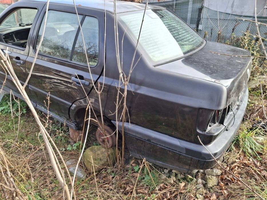 Фолксваген венто 1,9  тди 90кс. Volkswagen Vento 1,9 TDI 90hp. На част