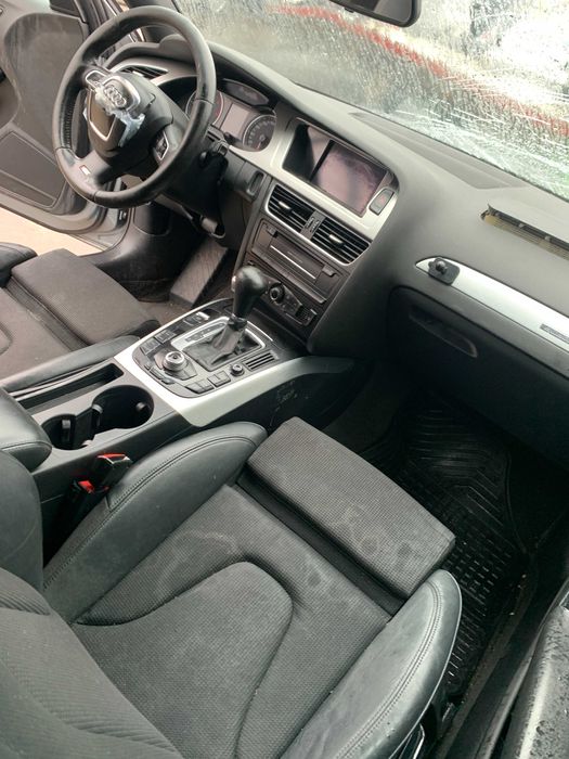 dezmembrez audi a4 b8 break 3.0 tdi/haion a4 b8/usa fata a4 b8/faruri