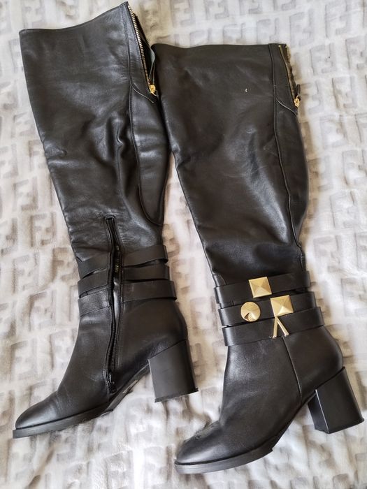 Сапоги-ботфорты. Кожаные.