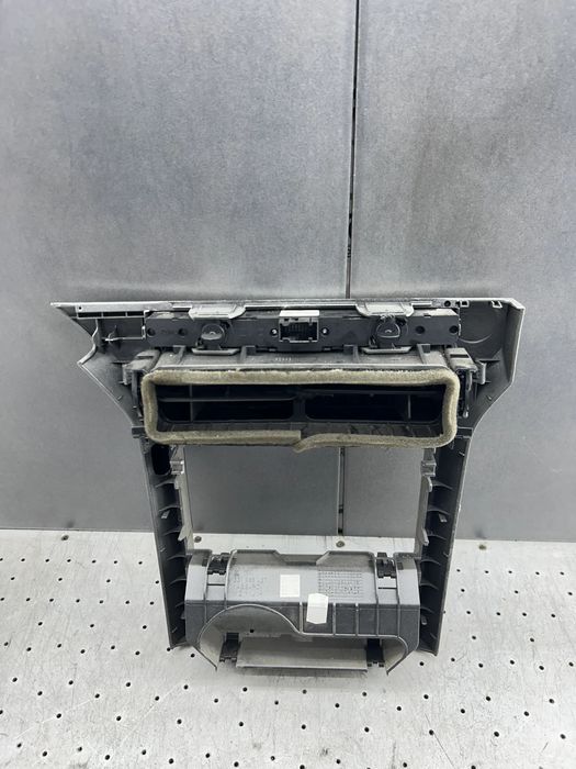 Consola centrala Opel Astra