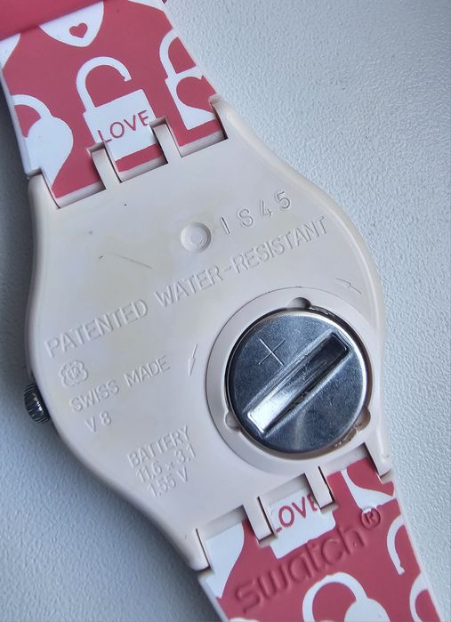 Дамски / момичешки часовник Swatch "Unlock My Heart", GZ292
