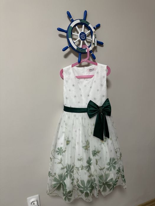 Елегантна рокля, красива и удобна