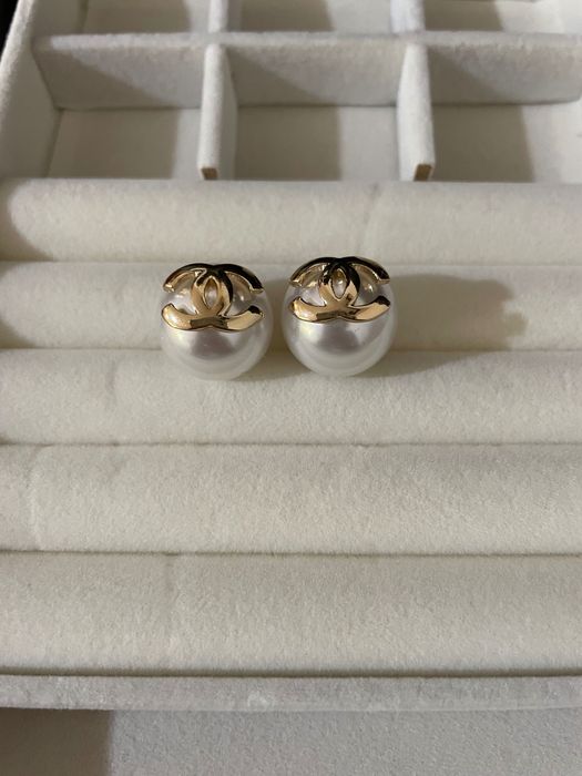 C*H*A*N*E*L обеци