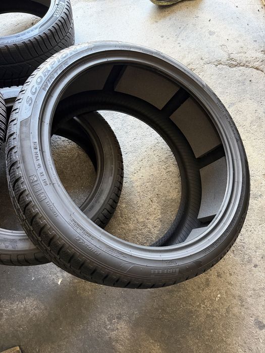4 anvelope iarna 285/35/22 , Pirelli , 5.7-6.3 mm , DOT 2021