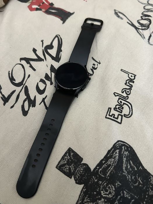 Самсунг Галакси Час 4