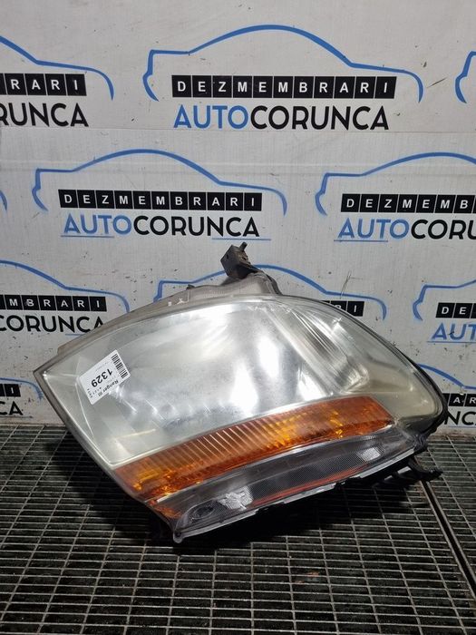 Far Dreapta Ford Ranger III 2011 - 2015 SUV 4 Usi (1329) Fara xenon