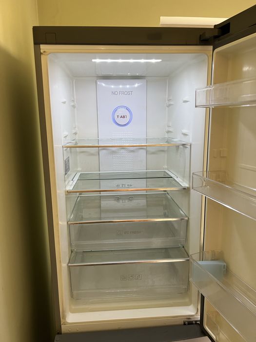 Продам холодильник Haier