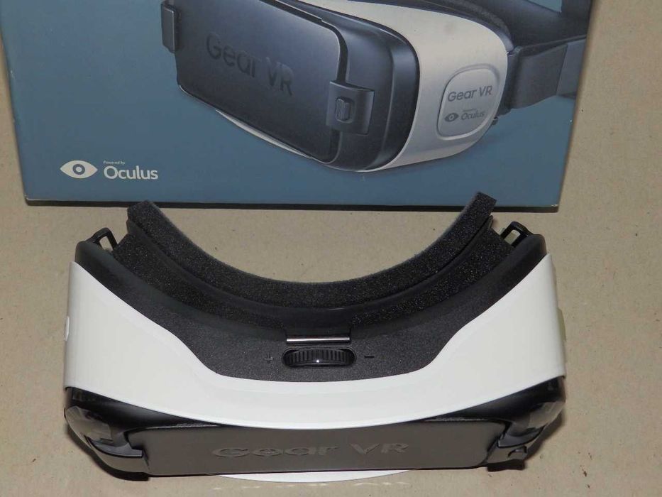 Очила за виртуална реалност Samsung gear vr