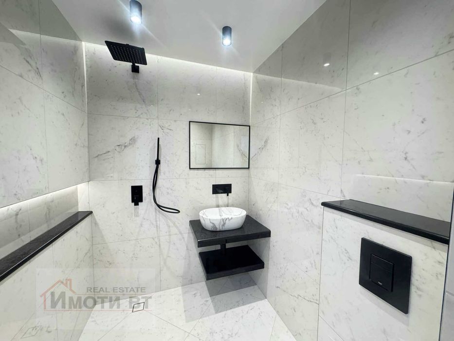 Продава се Тристаен апартамент в Велико Търново, Център - 88 кв.м за 1694 €/кв.м - Снимка #7