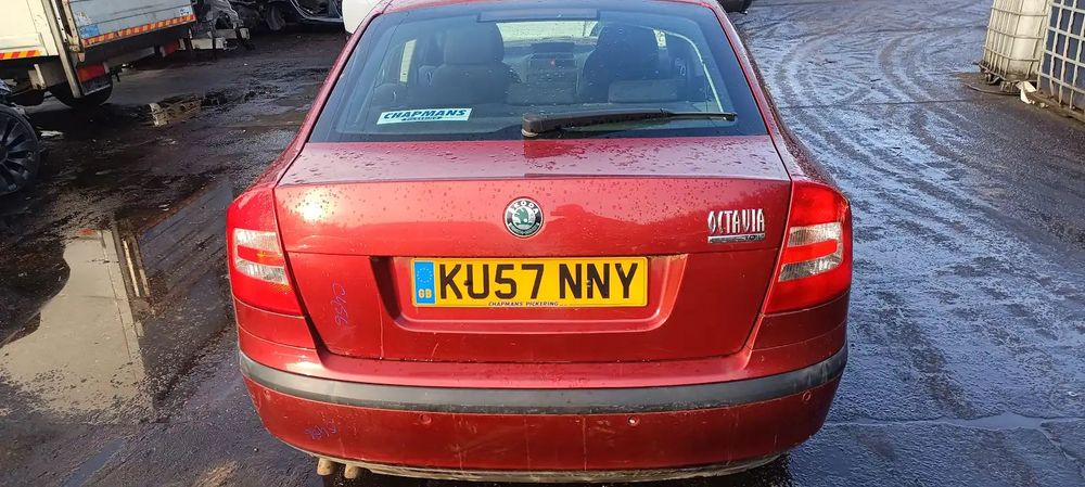 Dezmembrari / Dezmembrez Skoda Octavia 2 (1Z3) 1.9 TDI BXE cutie viteze automata cod culoare LF3W