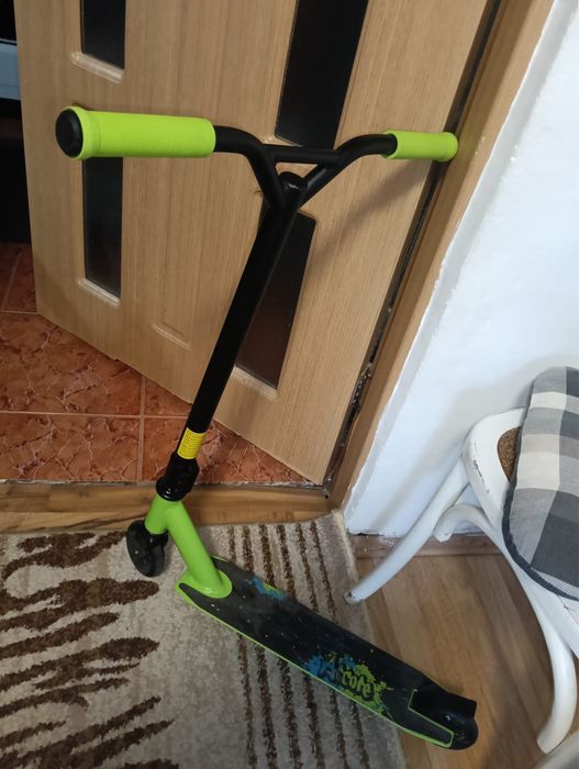 Vând trotinetă freestyle,