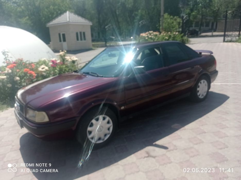 Продам машину Аudi 80 В4