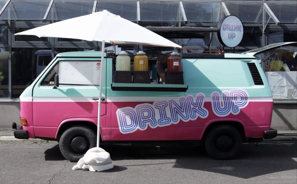 T3 din 1987 modificat pentru comert ambulant