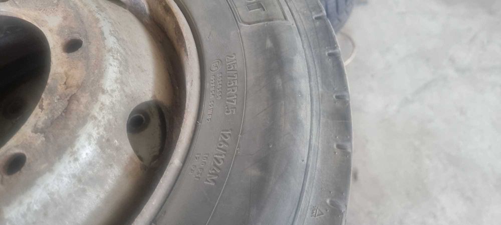 Anvelope cu Jante 215/75/R 17,5