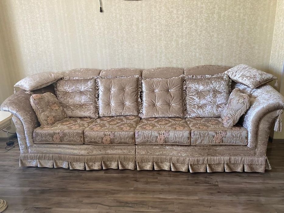 Продам Диван и кресло