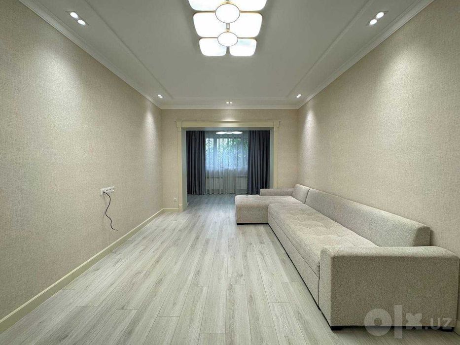 Спецплан 4-комнатная, 124 м², ул. С. Азимова | Ц-1