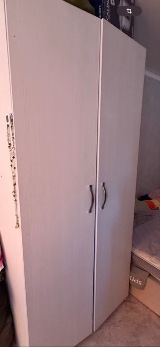Продается шкаф распашной