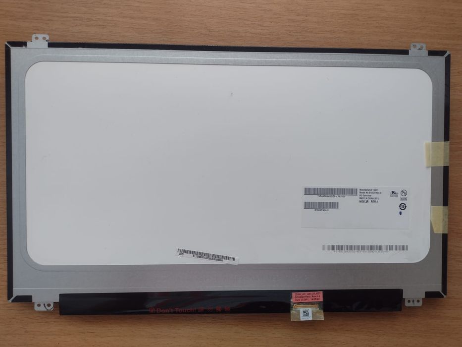 Display laptop 15.6 inch slim 30 pini 1366 x 768