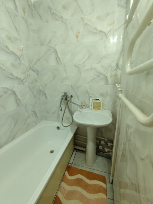 3 комнатная квартира район ДБС