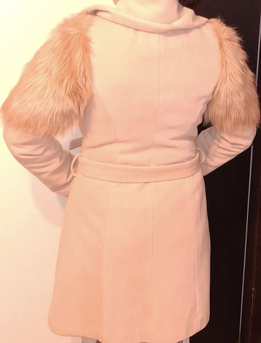 Palton damă roz pudră