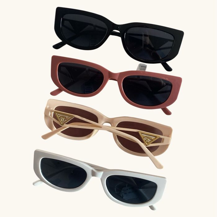 Слънчеви очила на едро! 2 € за брой!Кутия 10 бр-15 €!