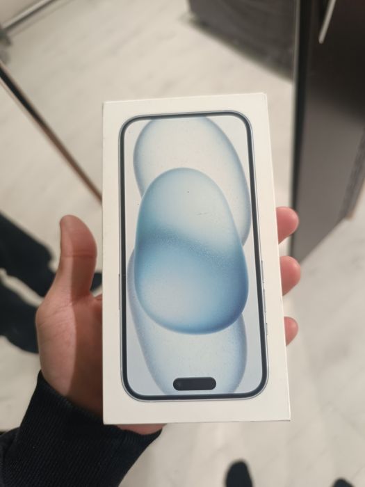 Новый айфон 15, 256гб 390к