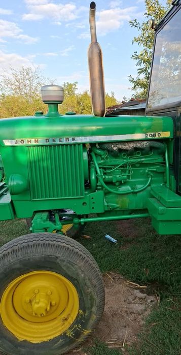 Vând John deere 2030,68 cai putere cu plug și disc