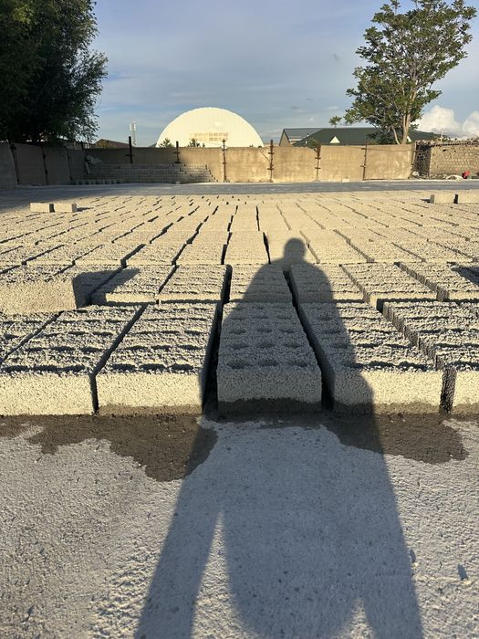 Шлакоблок строительный