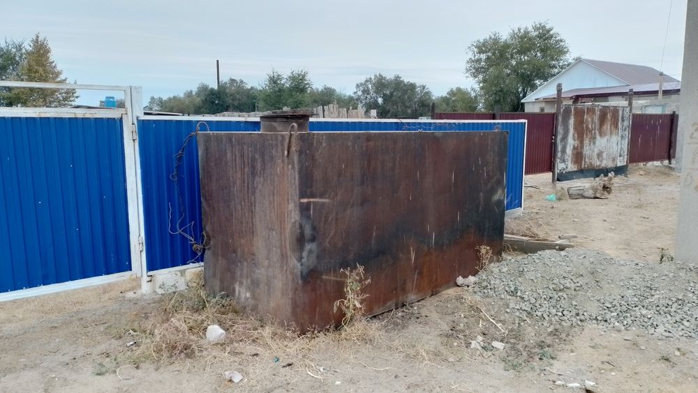 Цистерна для воды и гсм