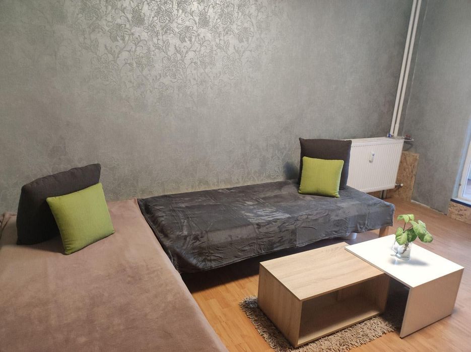 Тристаен апартамент в ж.к. Сухата река.