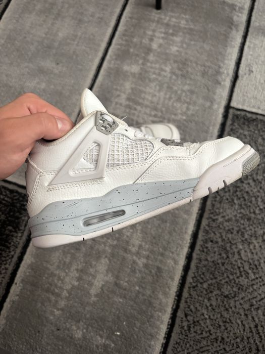 Jordan 4 Retro White Oreo