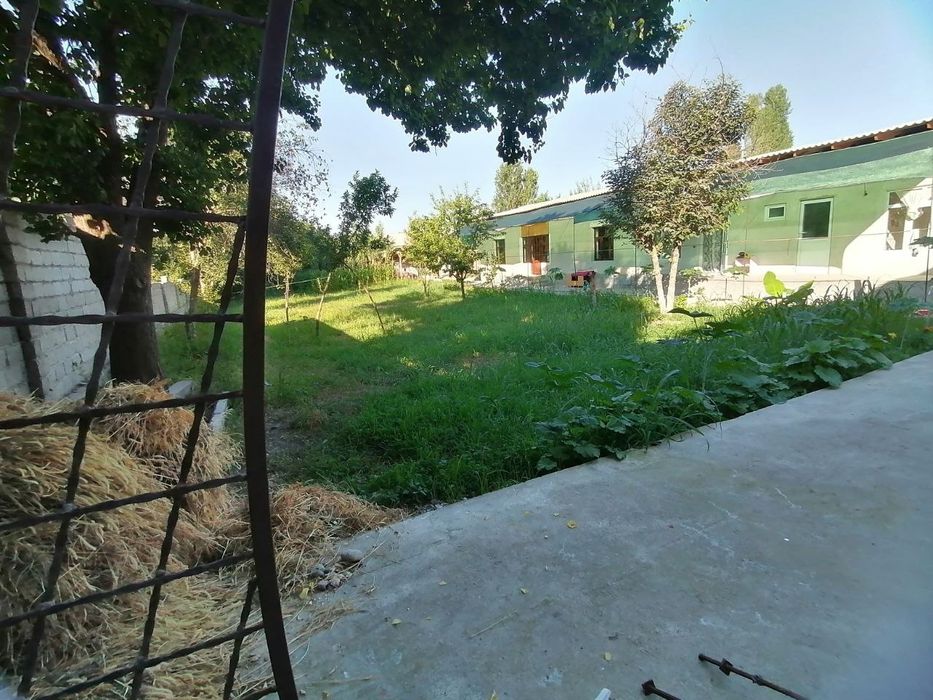 Uy srochna sotiladi barter bor domga