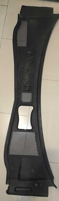 Кора над акумулатор - Volkswagen Passat 5.5