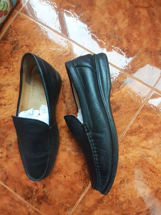 Pantofi din piele nr 43