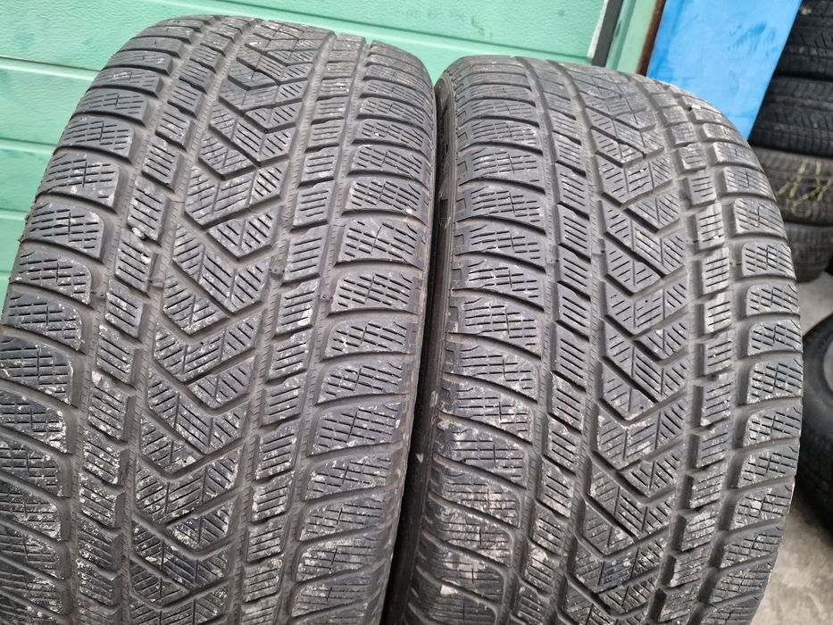 Anvelope 265/40R21 marca Pirelli,M+S,DOT 2019,6 mm