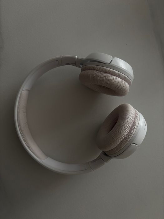 JBL слушалки безжични