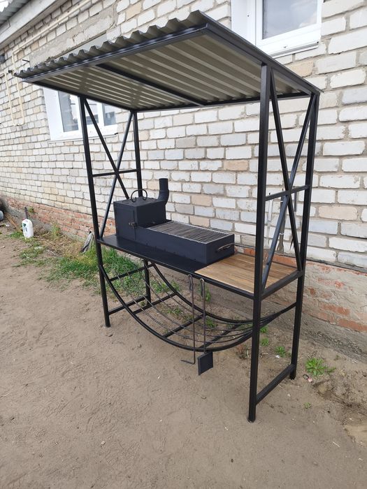 Мангал с крышей.