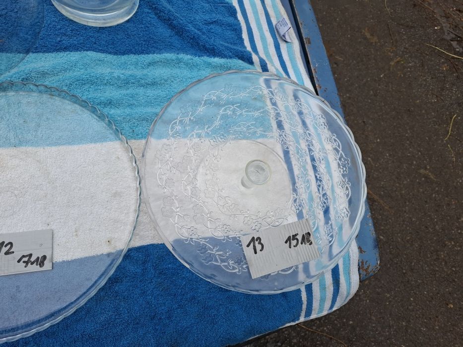 Стъклени съдове и прибори