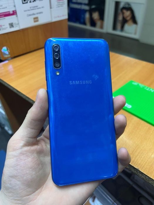 Самсунг а50 Samsung a50