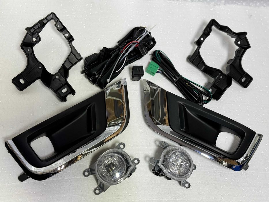 Противотуманные фары для Toyota Land Cruiser 300